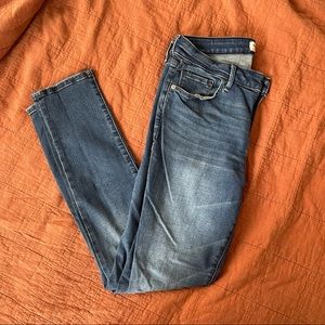 Abercrombie & Fitch Mid Rise Skinny Jeans
